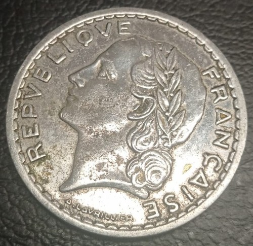 Francs 1947 con 9république - 1947,